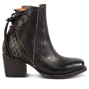 Never worn!! Freebird booties!